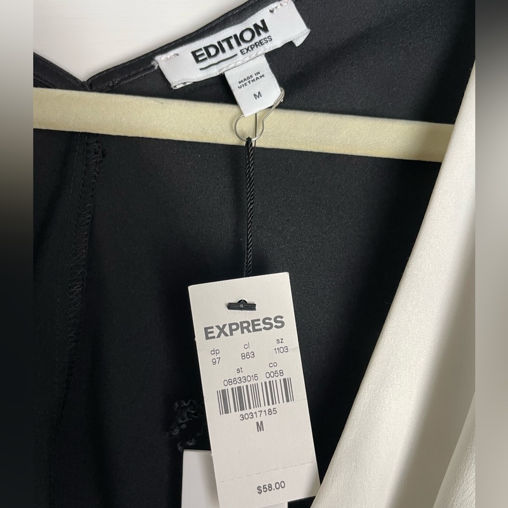 Express Edition Monochrome Wrap Blouse - Picture 2 of 13